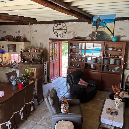 D'hôtes Bonheur 3 Pers Piscine Et 3* Sarrazac (Dordogne)
