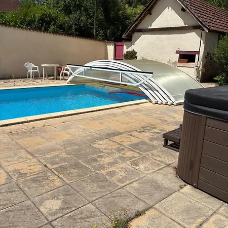 Couette-café D'hôtes Bonheur 3 Pers Piscine Et Sarrazac (Dordogne)