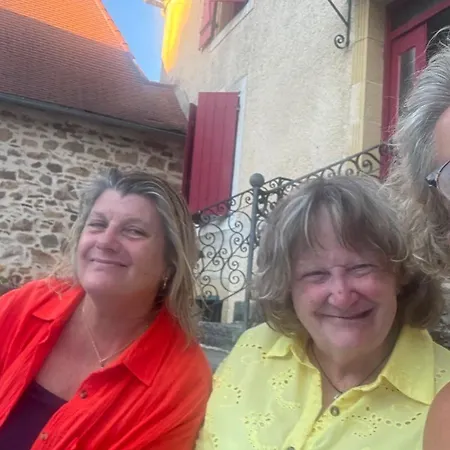 Couette-café D'hôtes Bonheur 3 Pers Piscine Et Sarrazac (Dordogne)